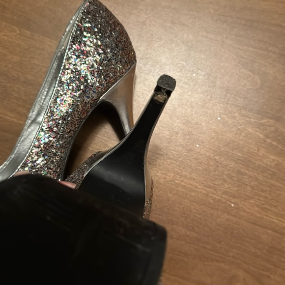 UPDATED Host Pick Silver Multicolor Rainbow Glitter peeptoe platform heel pumps - Picture 6 of 15